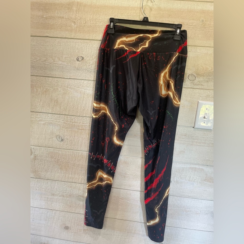 Universal Studios Halloween Horror Nights leggings sz large